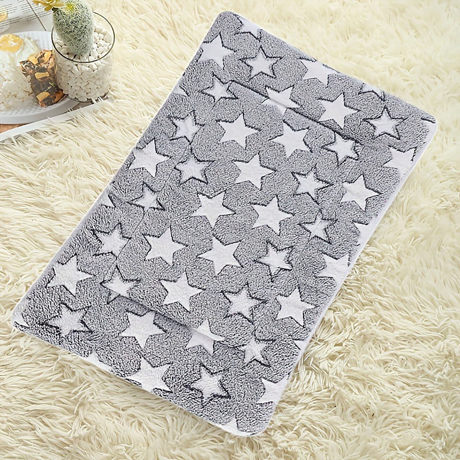 Cats Bed Cats Cushion Winter Thick Mattress Pet Sleeping Pad Indoor Cats Bed Comfy Pet Bed Suitable for Small Cats and Dogs 16.2x9.8in