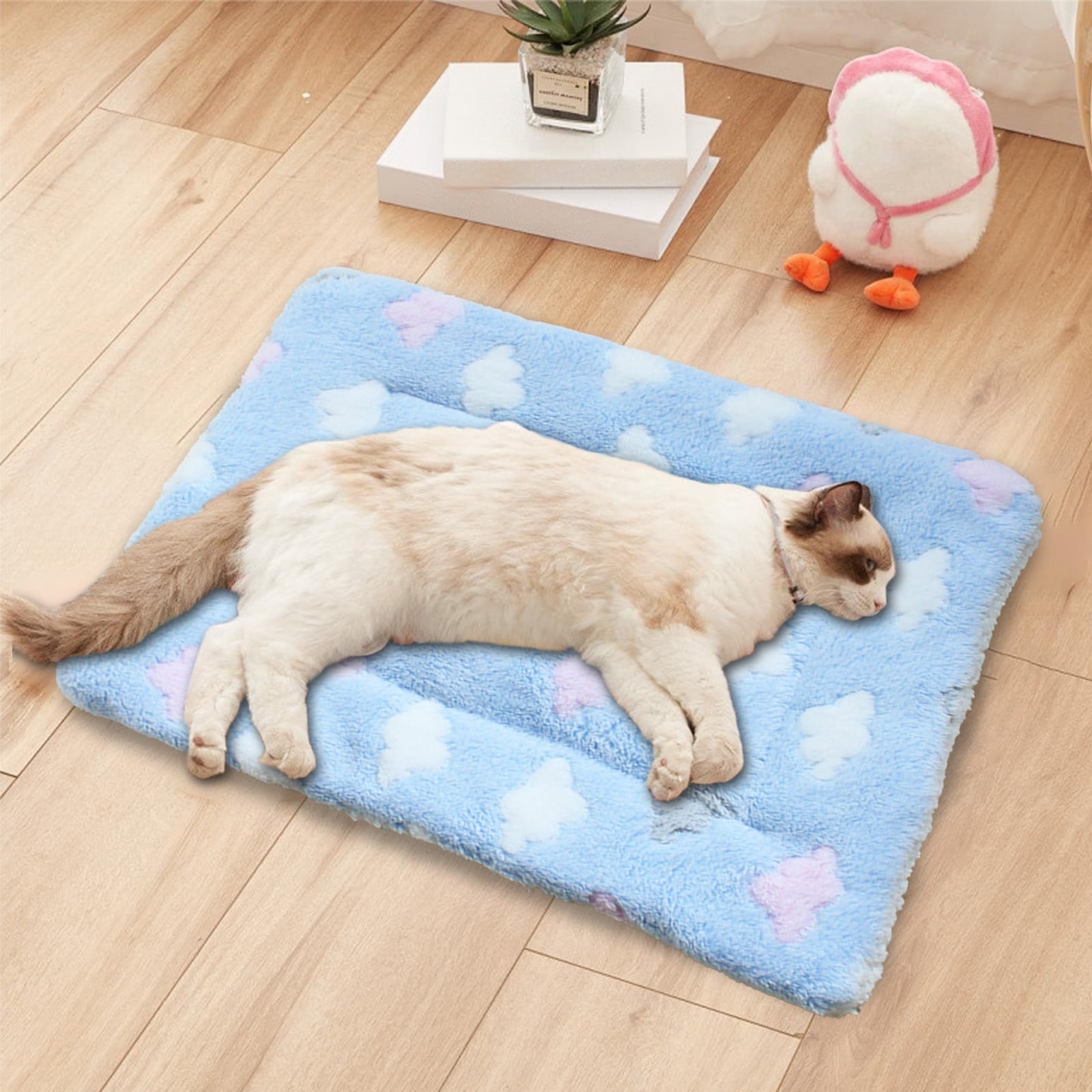Cats Bed Cats Cushion Winter Thick Mattress Pet Sleeping Pad Indoor Cats Bed Comfy Pet Bed Suitable for Small Cats and Dogs 16.2x9.8in