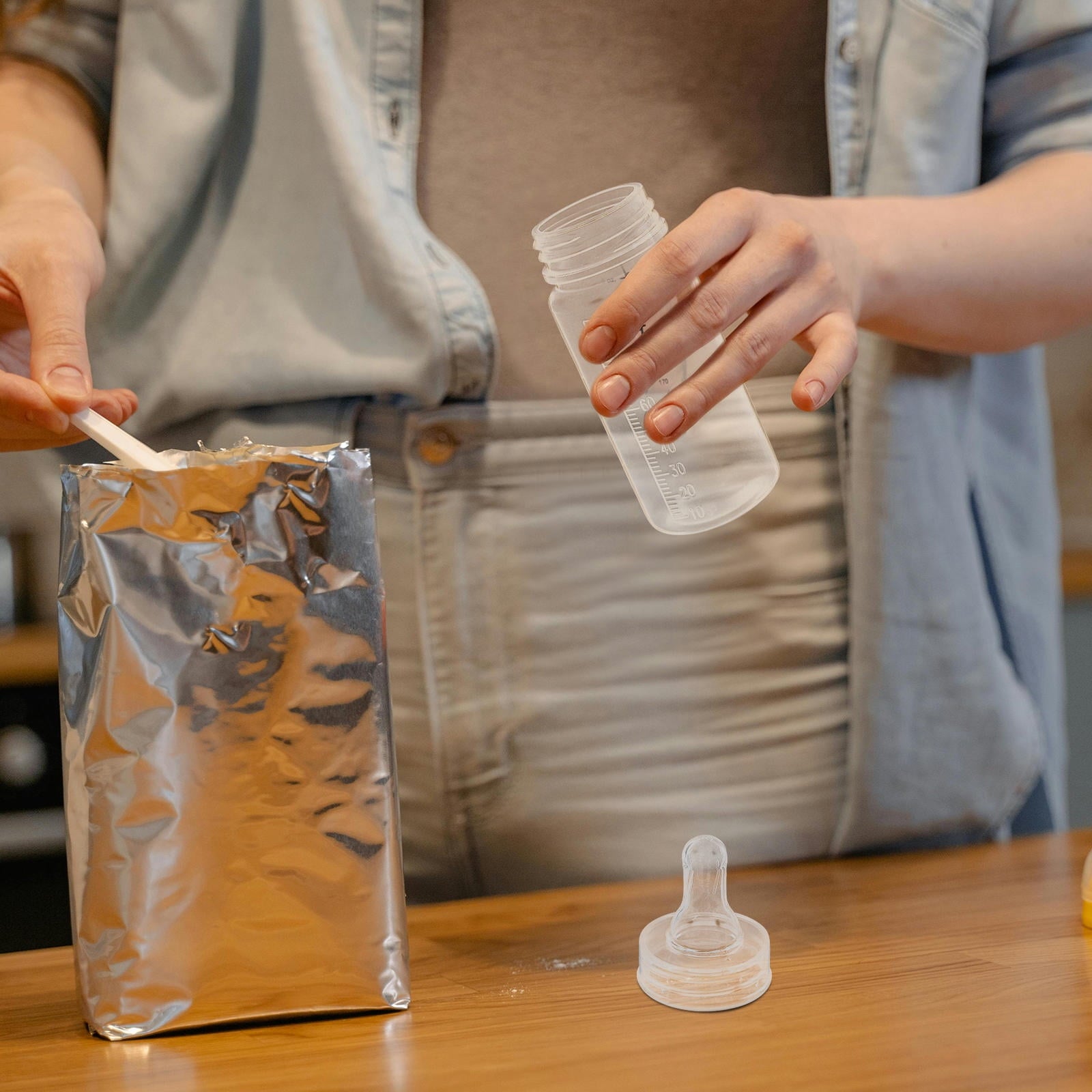 WHAMVOX 10pcs 100ml Disposable Baby Bottles With Scale For Newborns Feeding Clear Milk Bottle Ideal For Travel Breastmilk Storage And Feeding