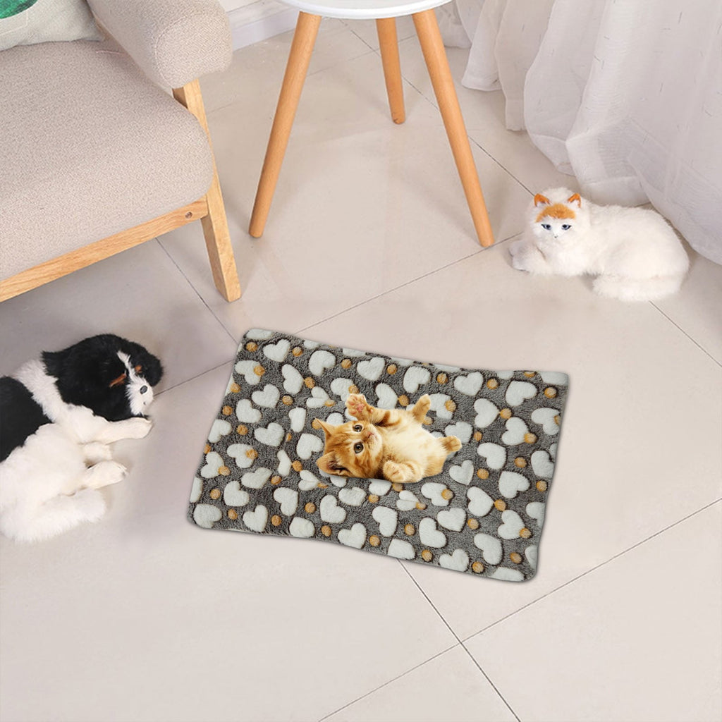 Cats Bed Cats Cushion Winter Thick Mattress Pet Sleeping Pad Indoor Cats Bed Comfy Pet Bed Suitable for Small Cats and Dogs 16.2x9.8in