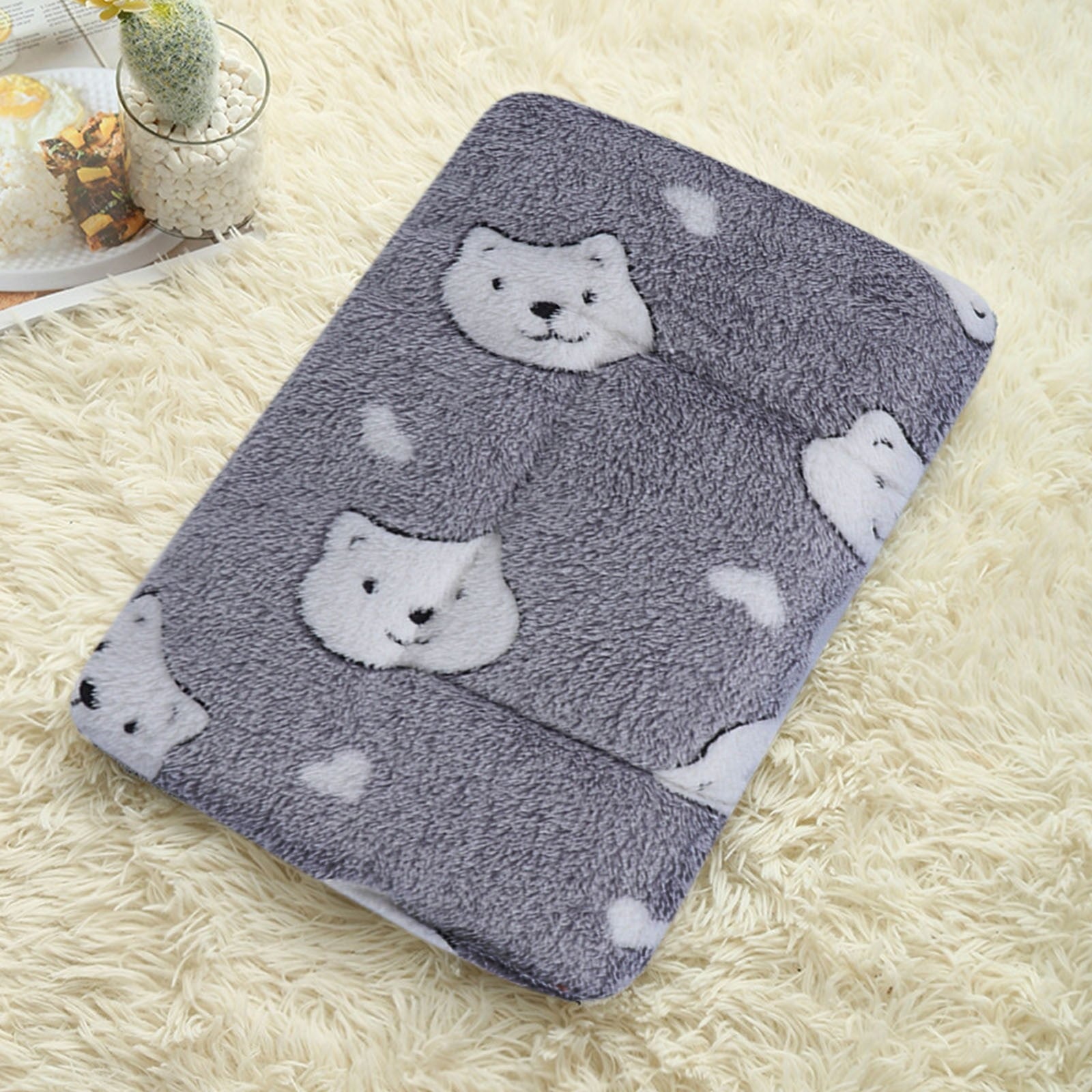 Pet Supplies Clearance Under $5! Plush Pet Bed for Dogs &amp; Cats, Bed Sleeping Kennel Large Medium and Small Dog Pet Mat Winter Pet Bed Dog Mat Dog Bed 20 x 24 Inch