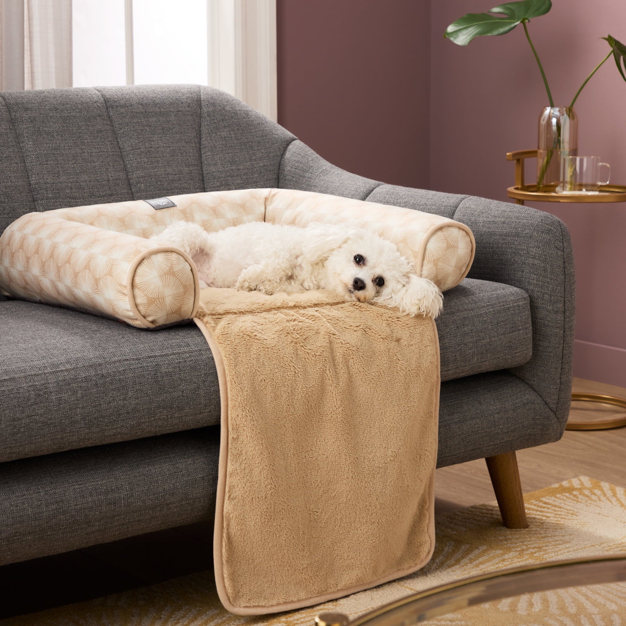 NEW YORK PET Kendall Fluted Geo Couch Protector Pet Bed, &amp; , Water Repellent, Bottom, , Blue, Large 40"x23"x4"